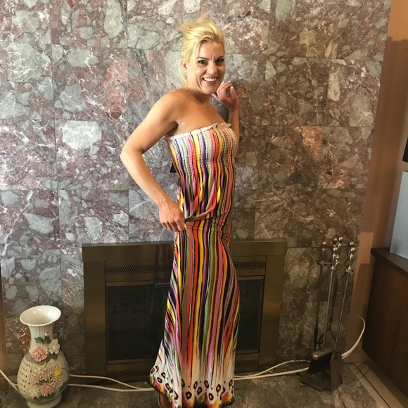 Hot summer dress 💜price drop 💜 - Picture 7 of 8